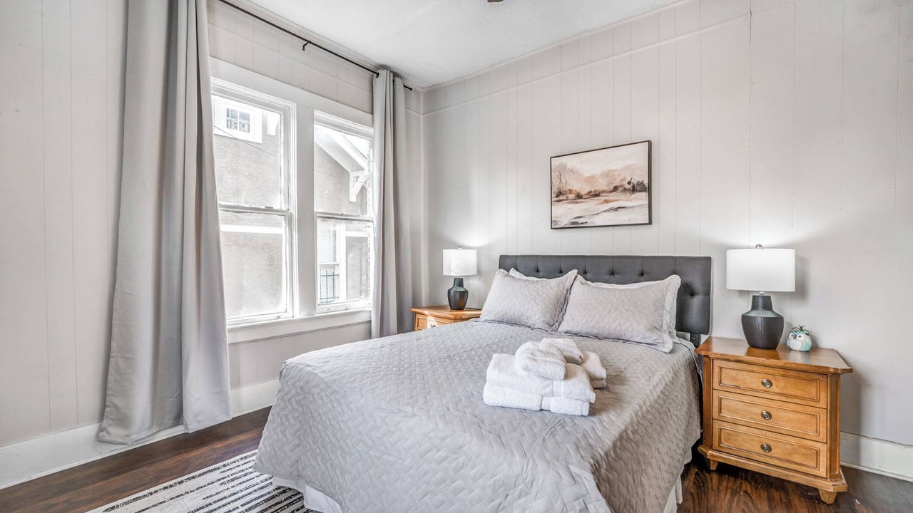 Photo of Bedroom in New Pathways