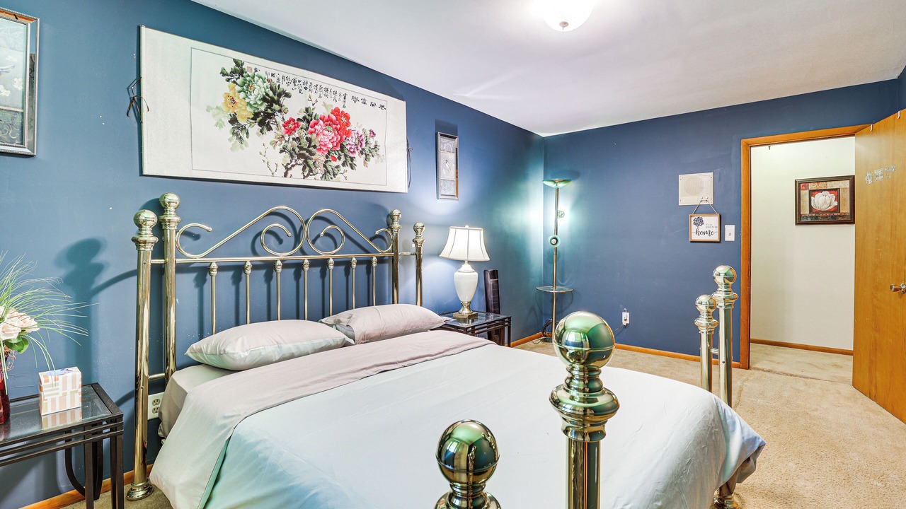 Photo of Bedroom in Grove City