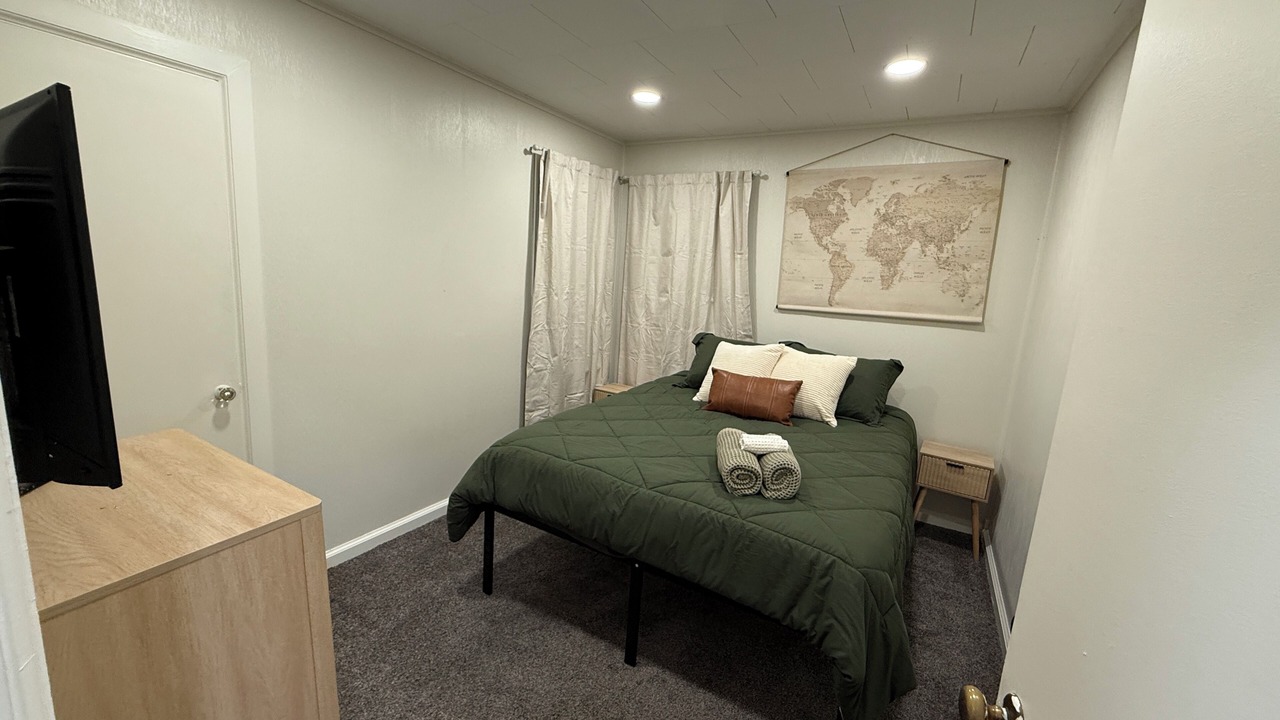 Photo of Bedroom in Saint Marys  Allen County