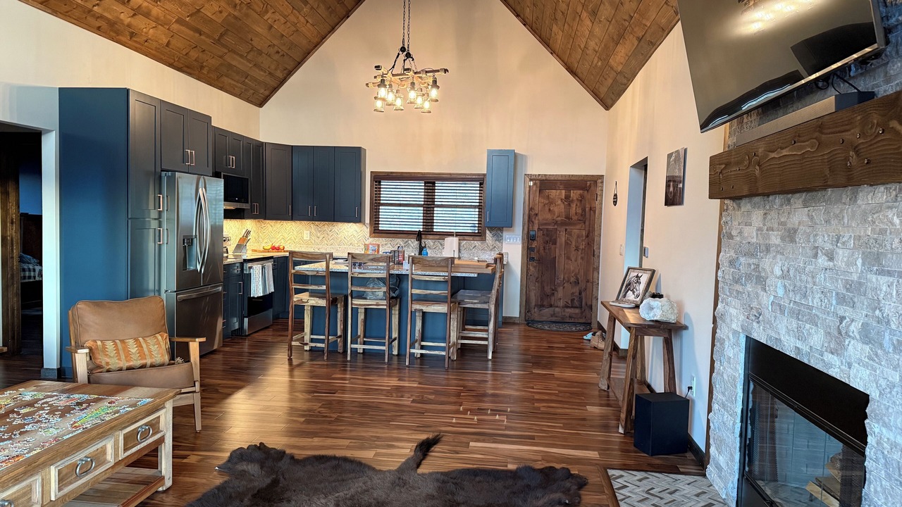 Photo of Livingroom in Wapiti
