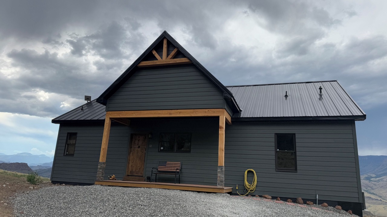 Photo of Outdoor in Wapiti