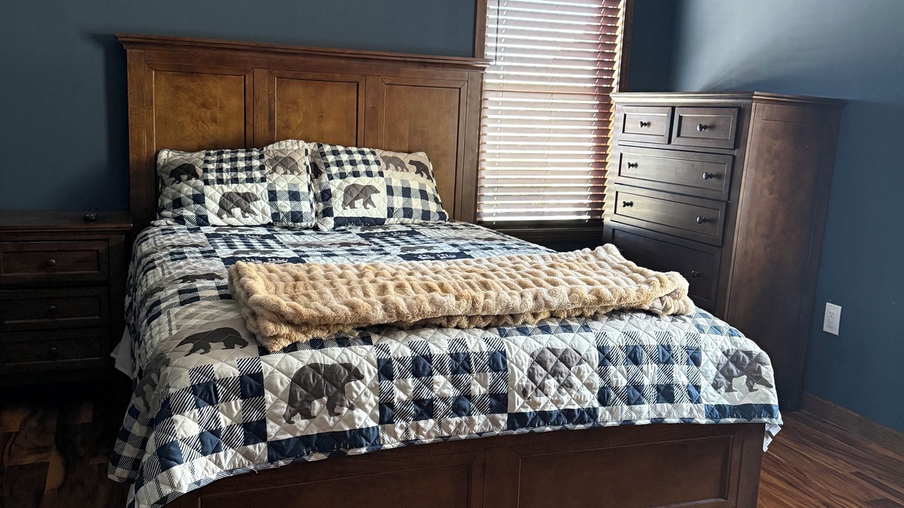 Photo of Bedroom in Wapiti