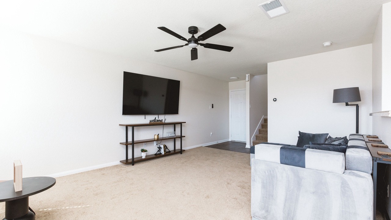 Photo of Livingroom in Medina Valley