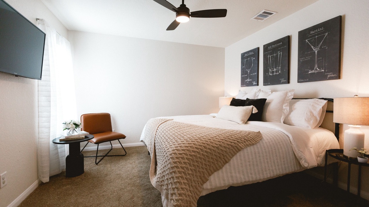 Photo of Bedroom in Medina Valley