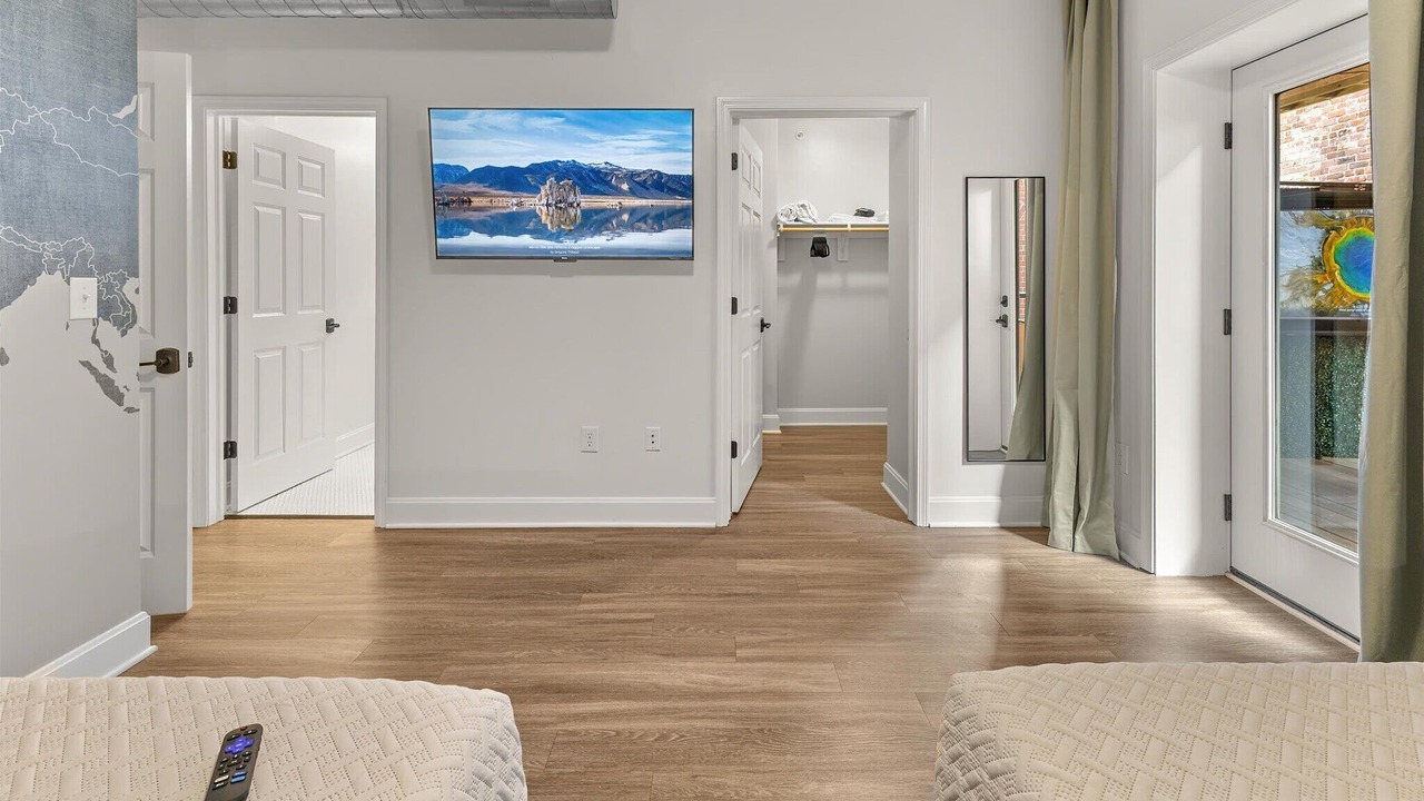 Photo of Bedroom in Lockerbie Square