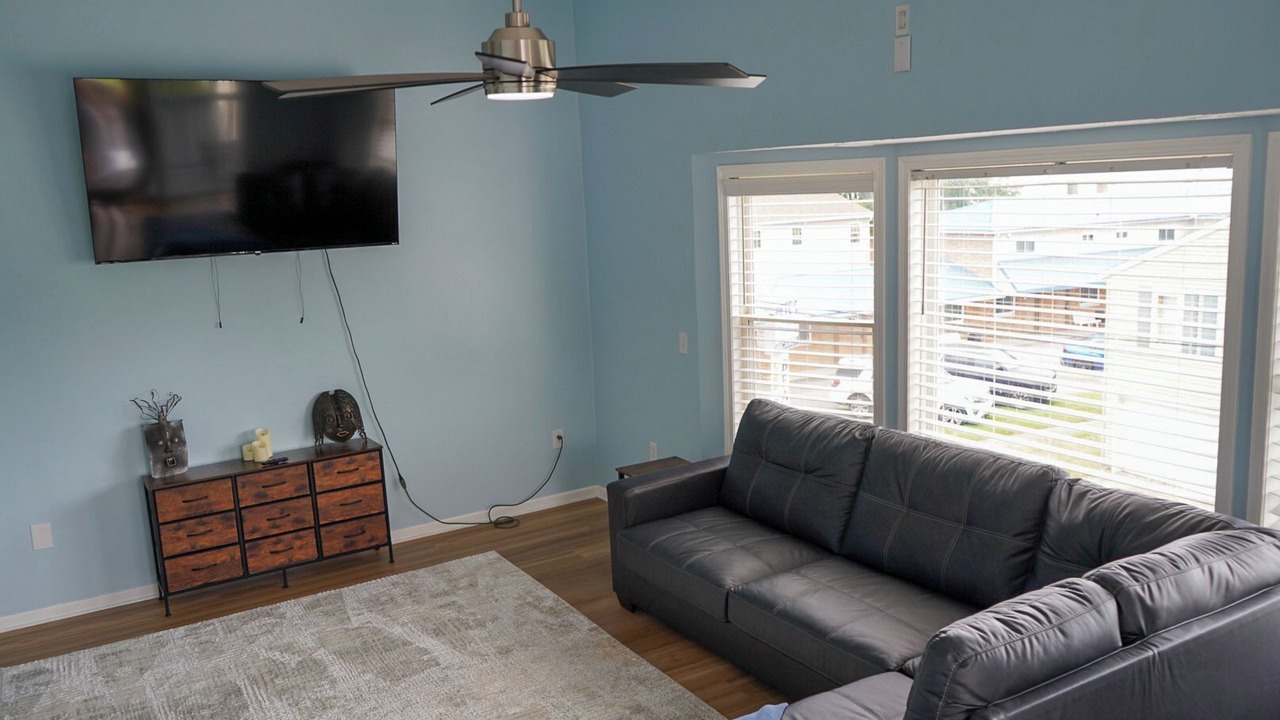 Photo of Livingroom in Geneva-on-the-Lake