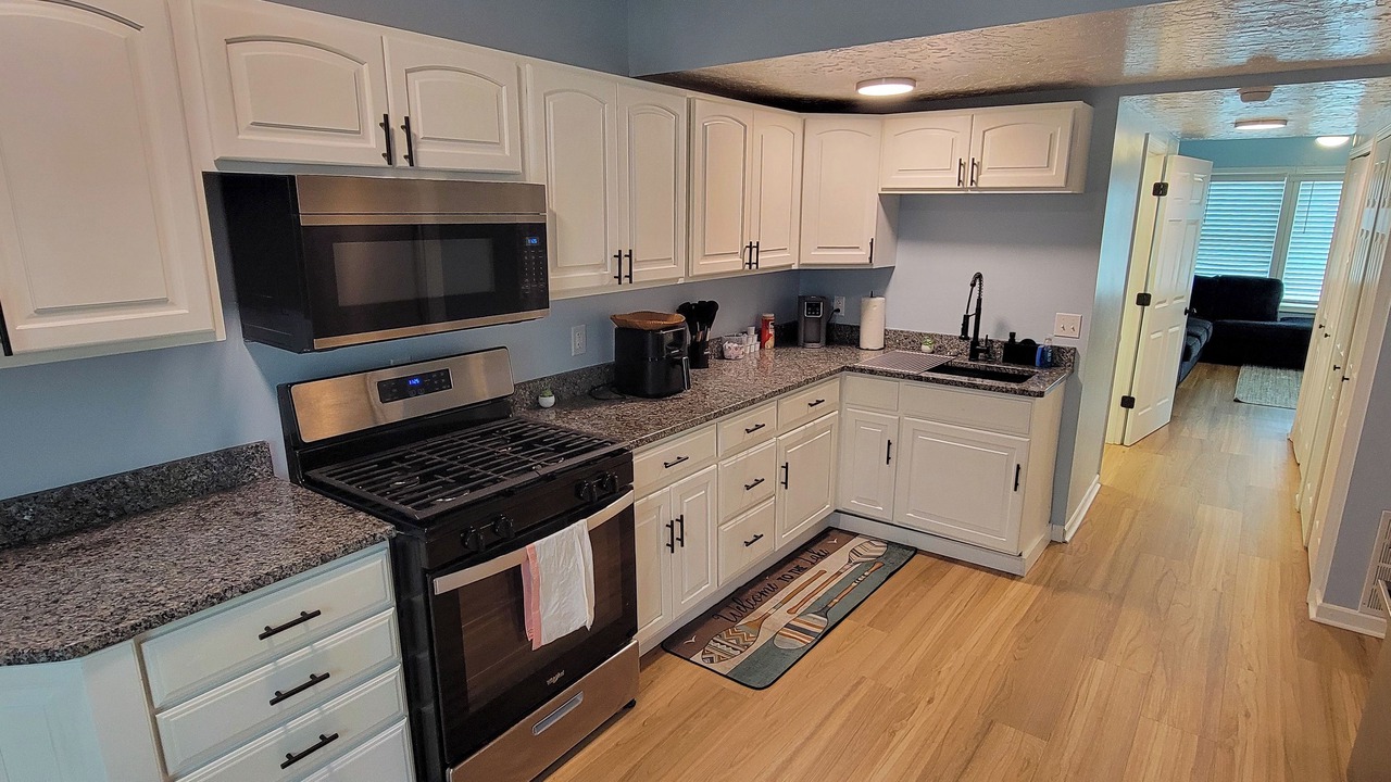 Photo of Kitchen in Geneva-on-the-Lake