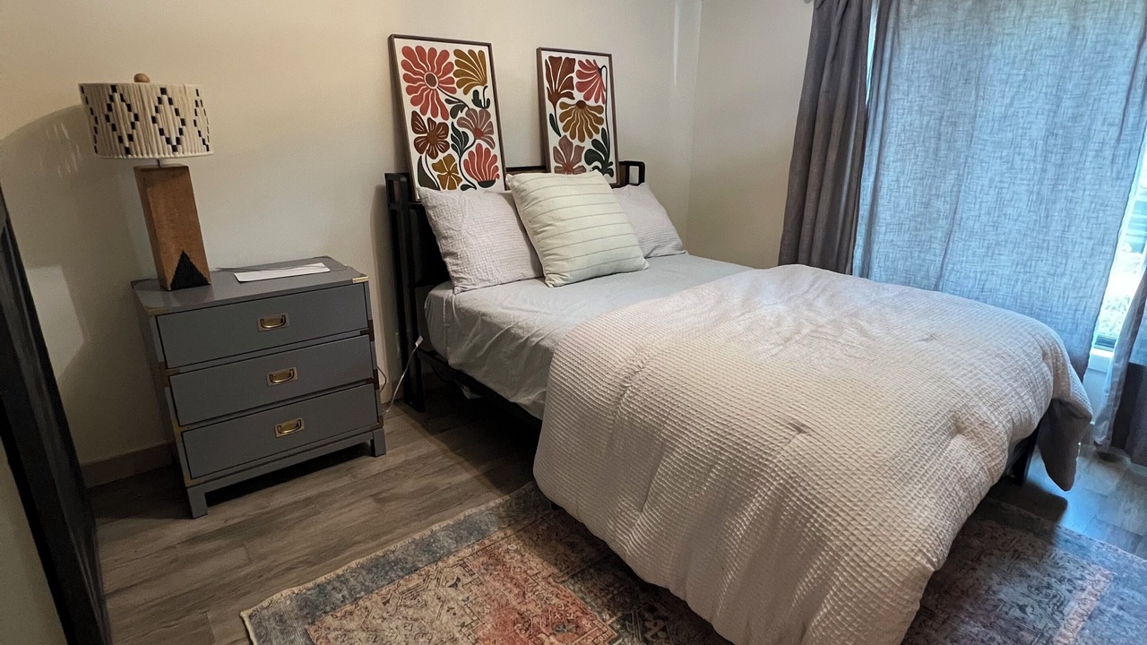 Photo of Bedroom in Harbor