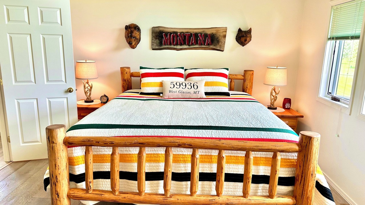 Photo of Bedroom in West Glacier