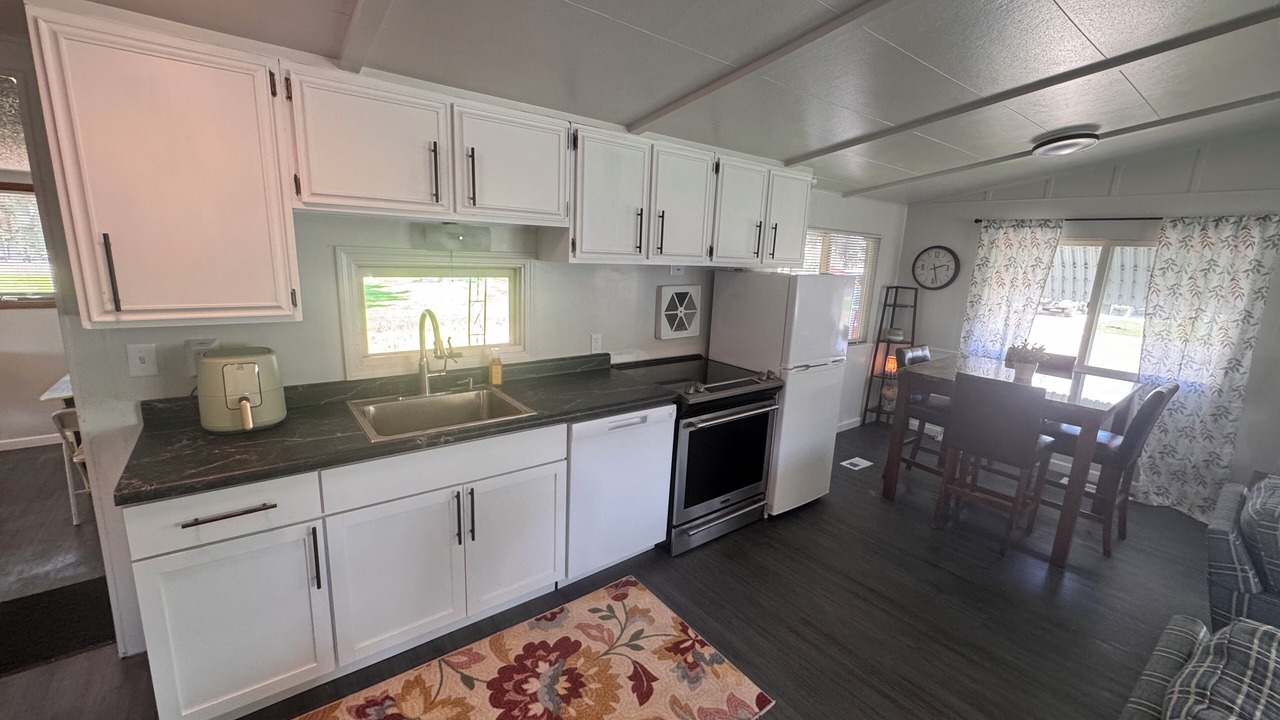 Photo of Kitchen in Plentywood
