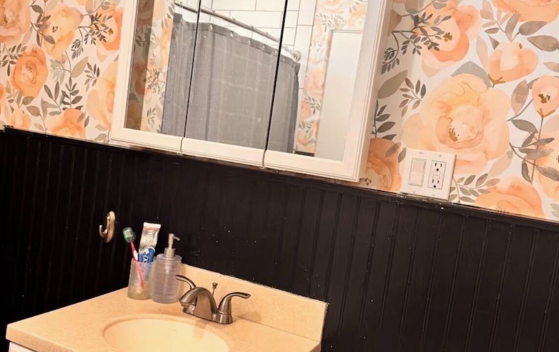 Photo of Bathroom in Magna