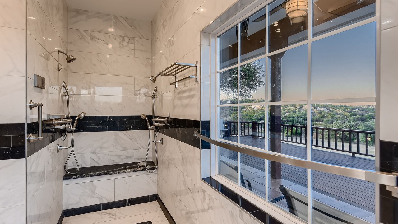 Photo of Bathroom in Spicewood