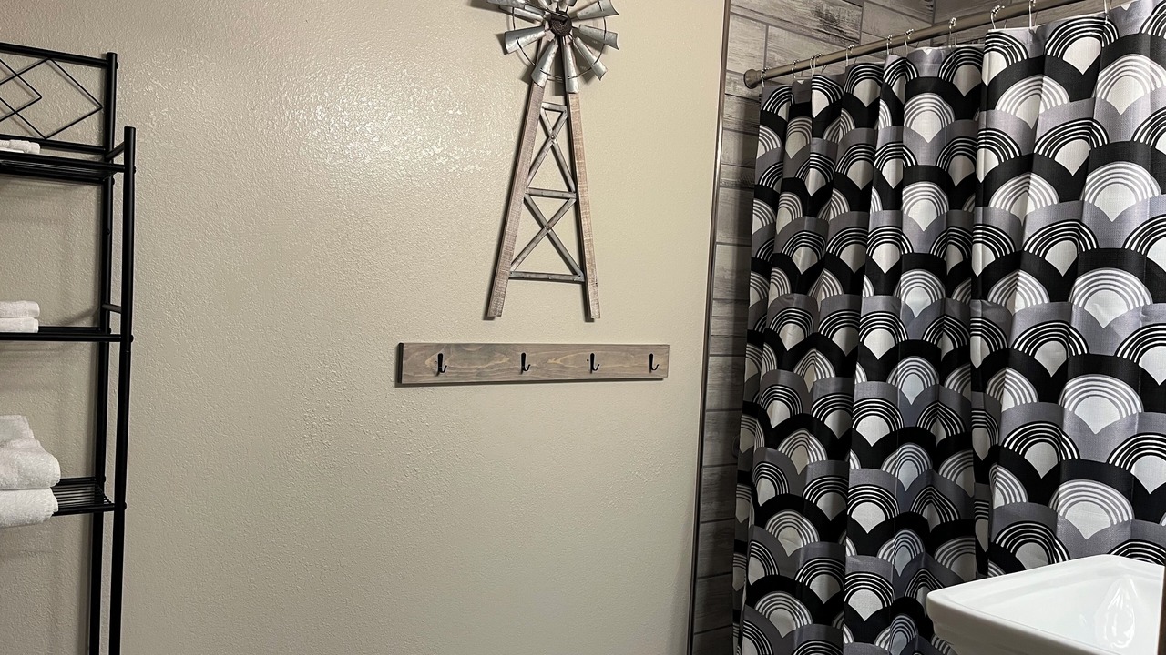 Photo of Bathroom in Gardiner