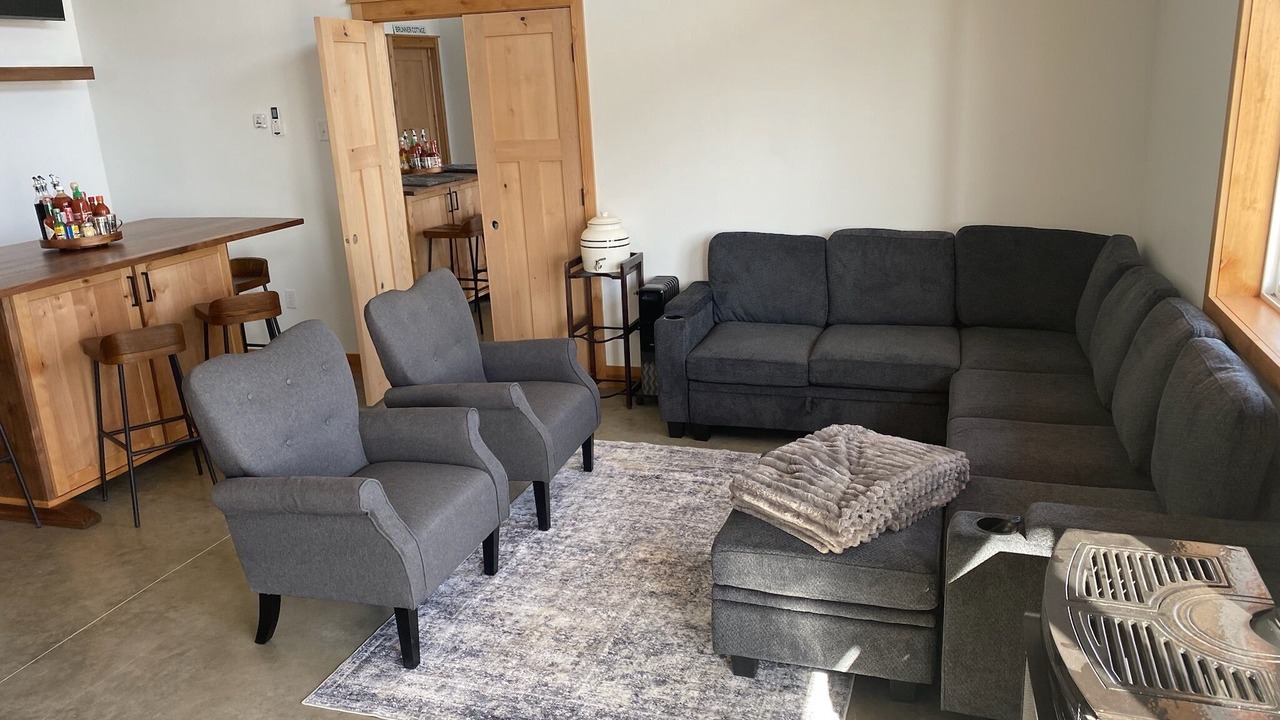 Photo of Livingroom in McIntosh County