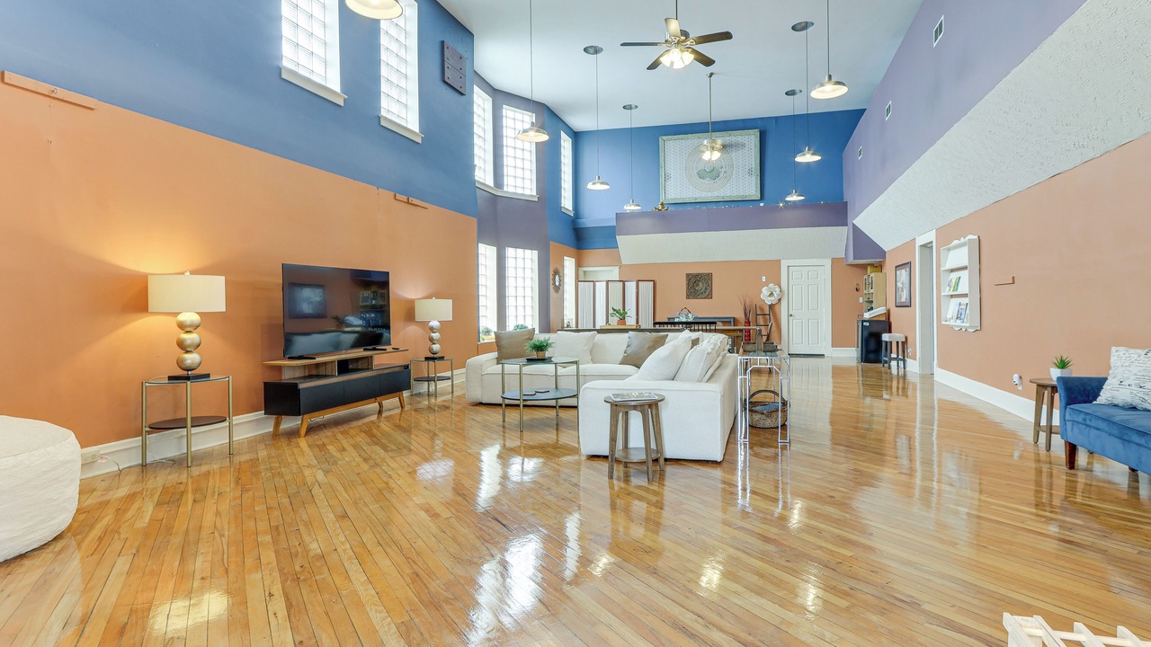 Photo of Livingroom in Lancaster