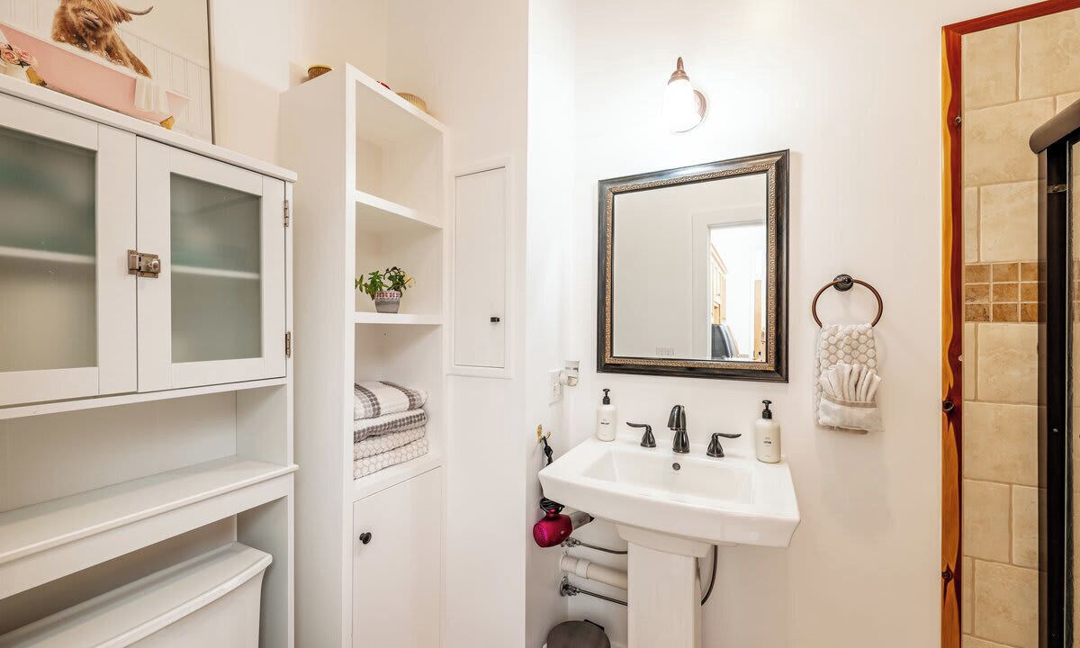 Photo of Bathroom in Sheridan