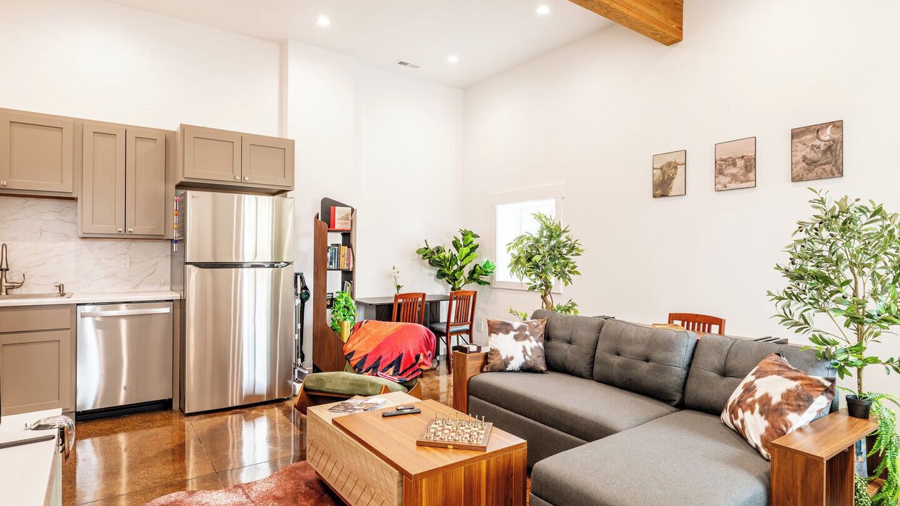 Photo of Livingroom in Sheridan