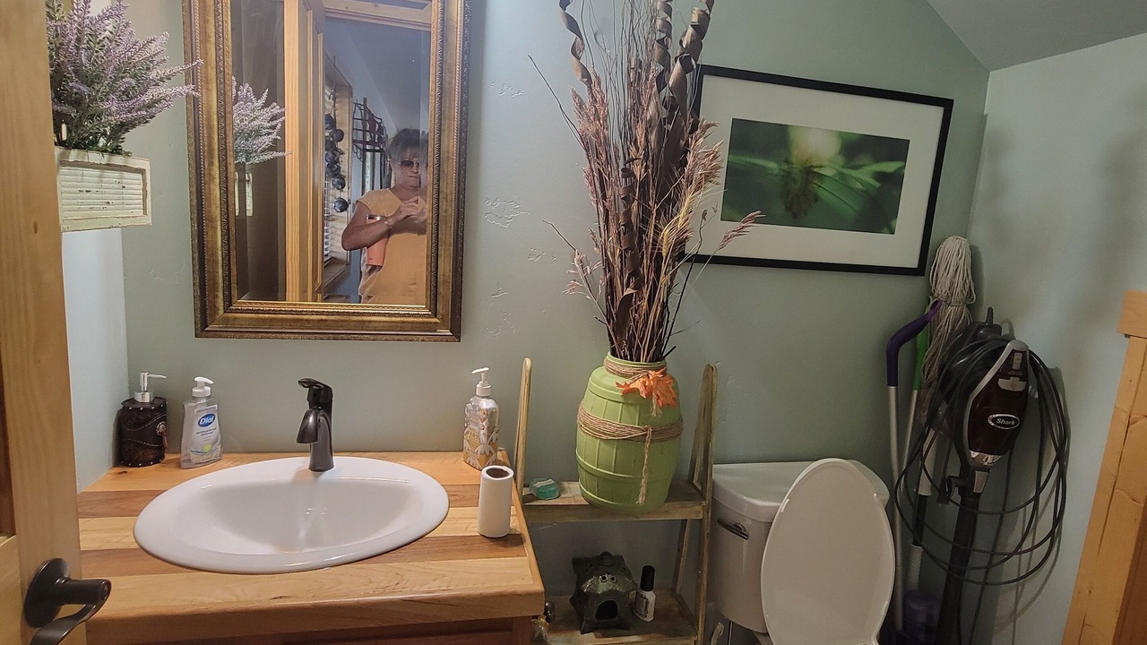 Photo of Bathroom in Daniel