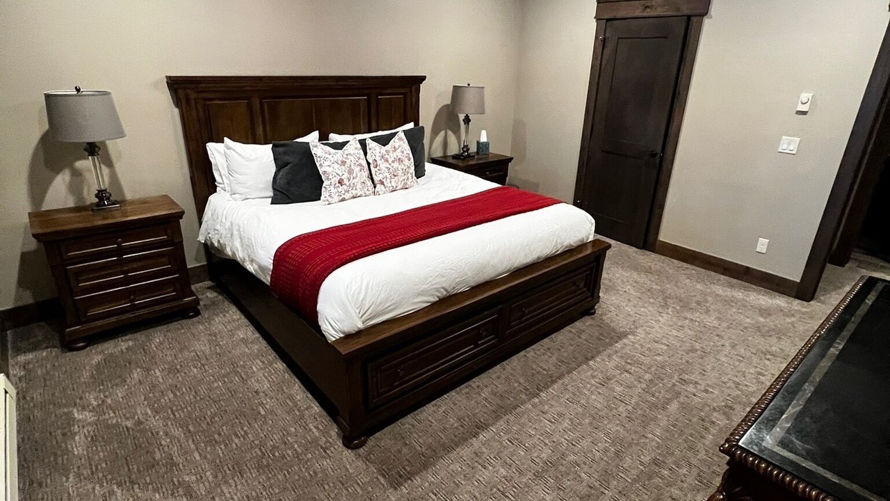 Photo of Bedroom in Duck Creek Village