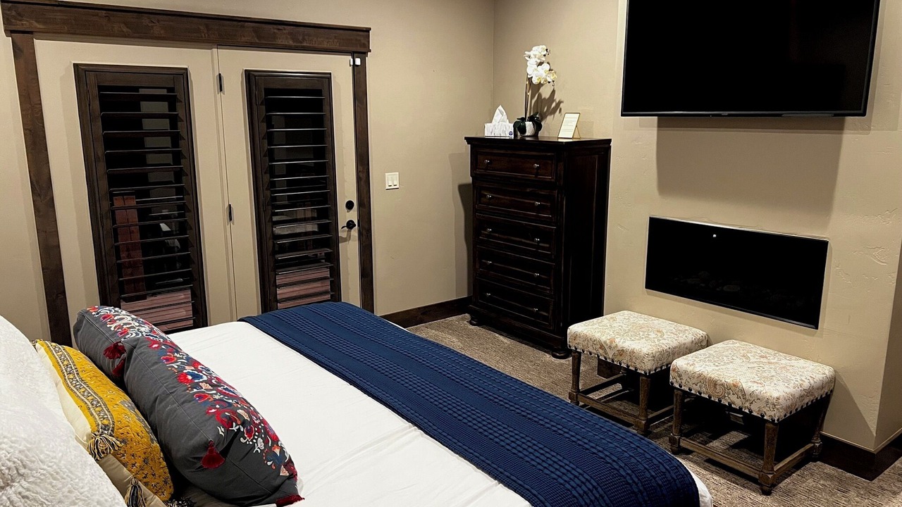 Photo of Bedroom in Duck Creek Village