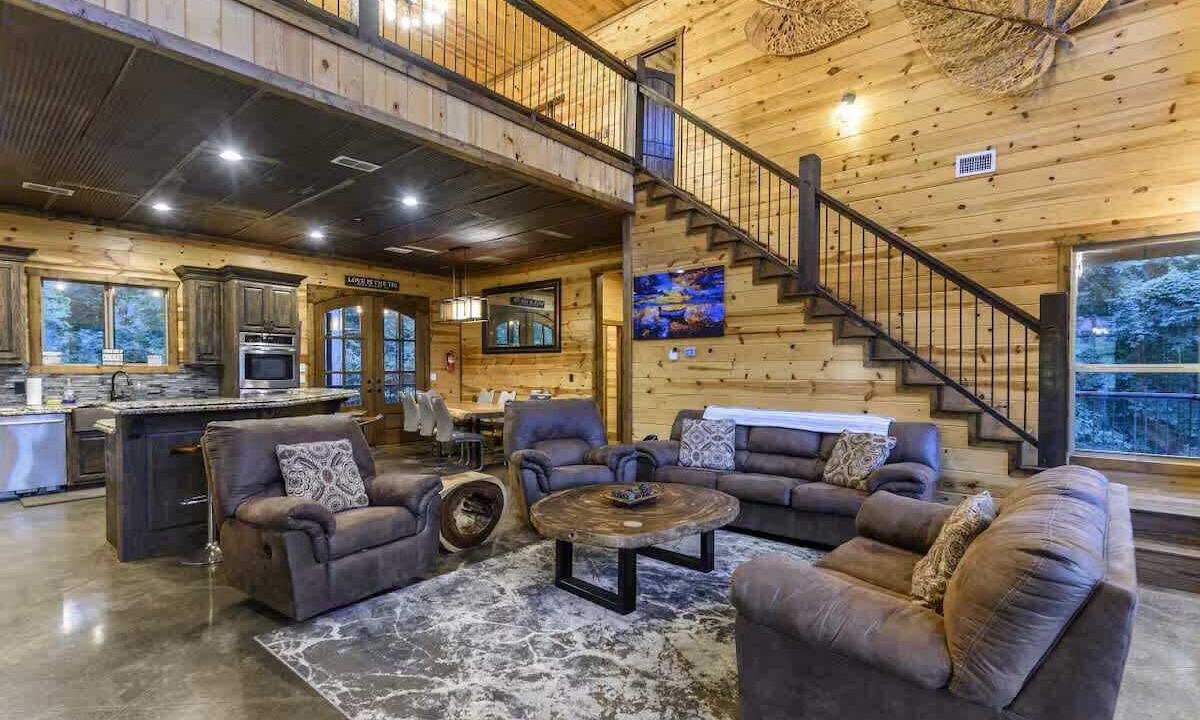 Photo of Livingroom in Hochatown