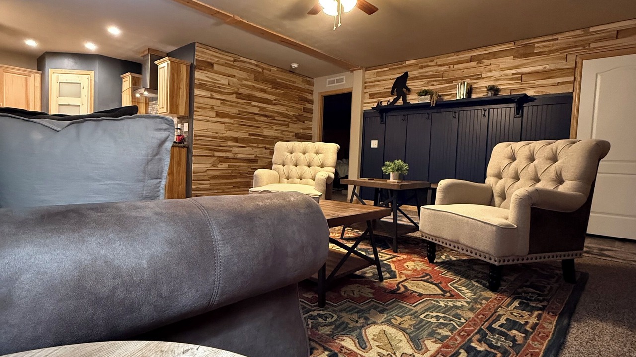 Photo of Livingroom in Sundance
