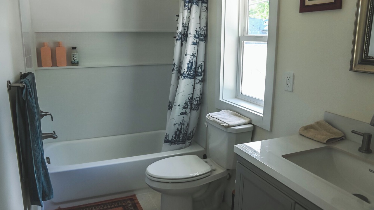 Photo of Bathroom in Garden District