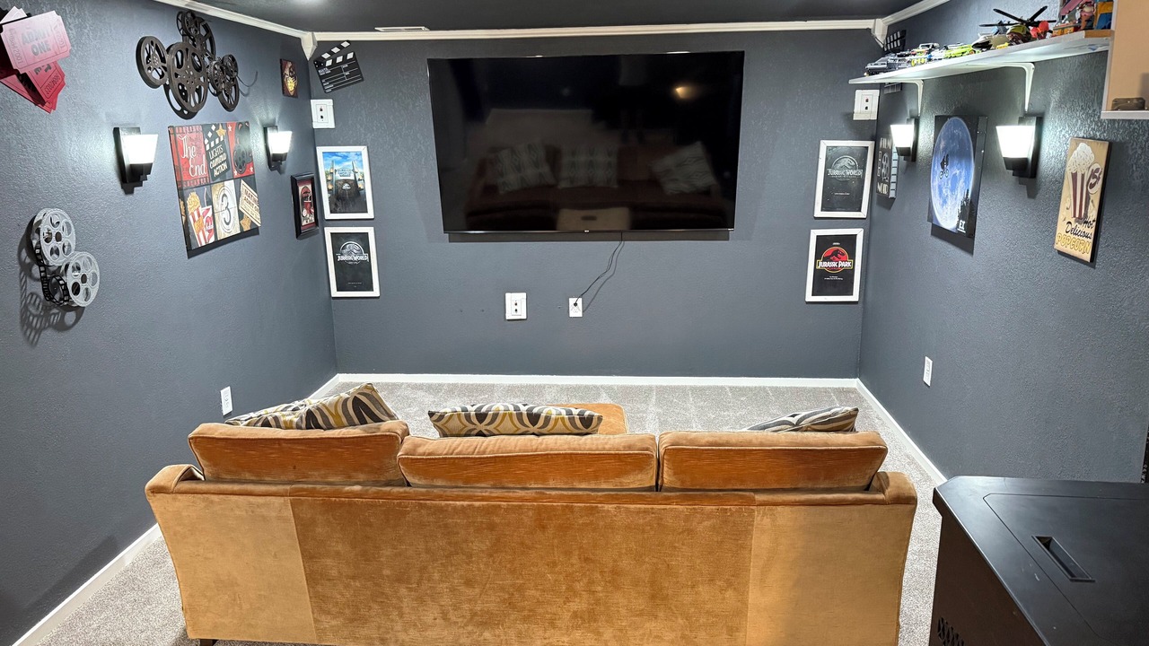 Photo of Livingroom in Box Elder