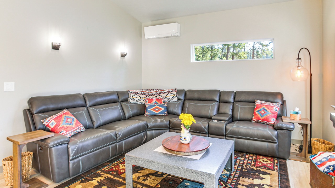 Photo of Livingroom in Hayden