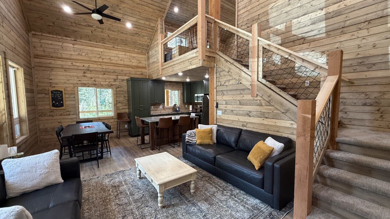 Photo of Livingroom in Island Park