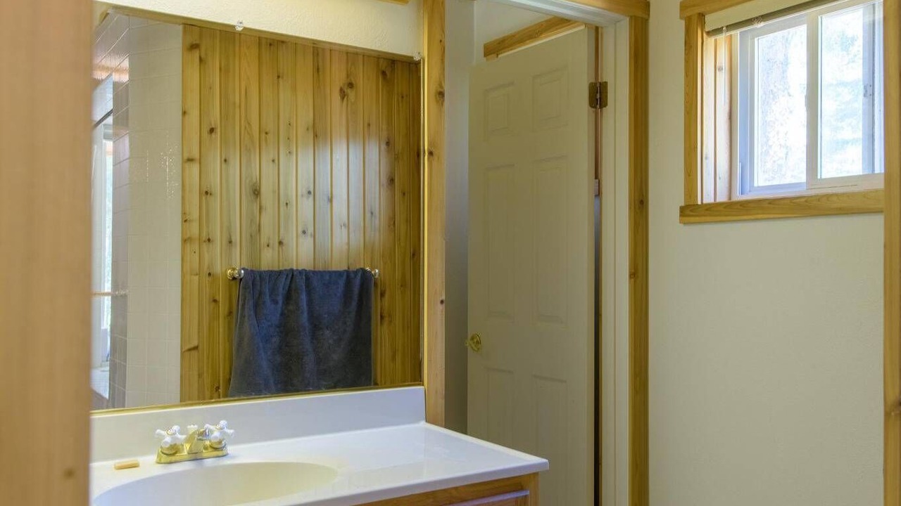 Photo of Bathroom in Eureka