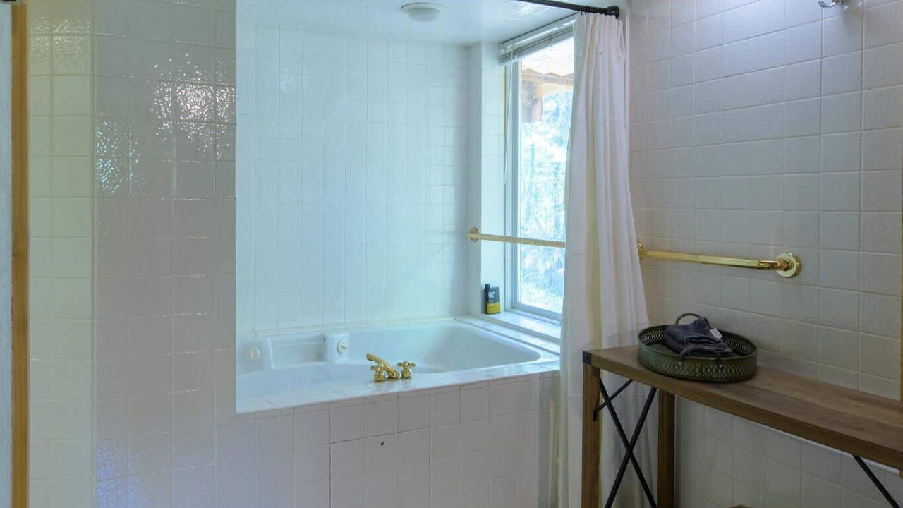 Photo of Bathroom in Eureka