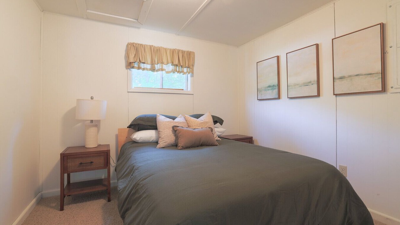 Photo of Bedroom in Colville