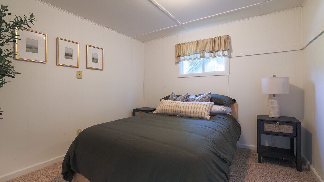 Photo of Bedroom in Colville