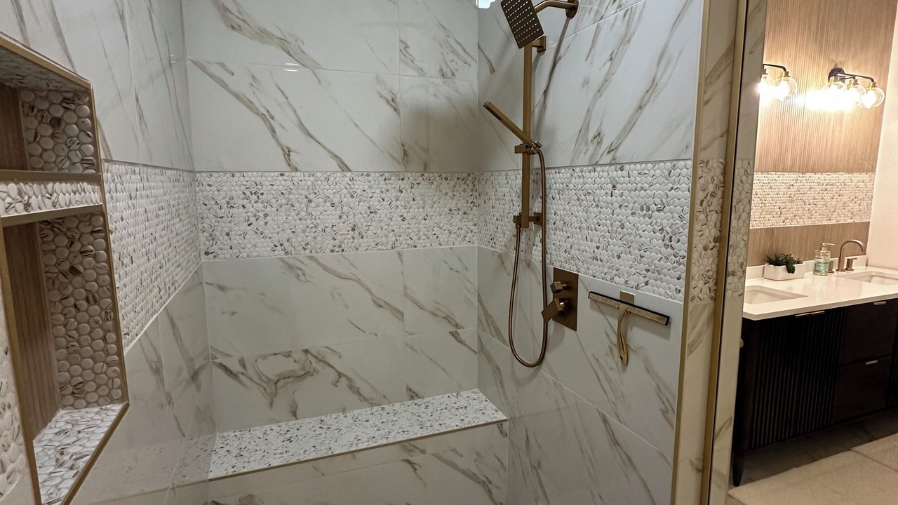 Photo of Bathroom in Lead