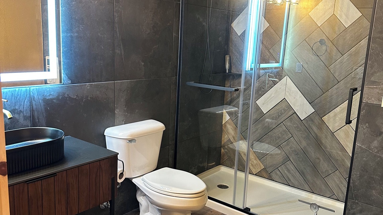 Photo of Bathroom in Lead