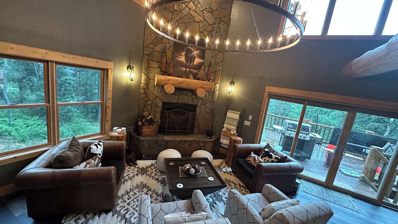 Photo of Livingroom in Lead
