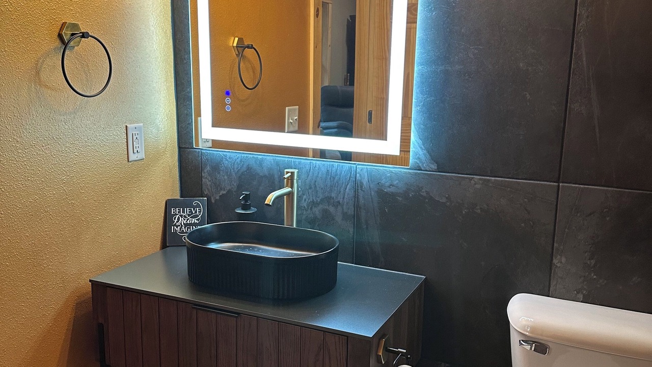 Photo of Bathroom in Lead