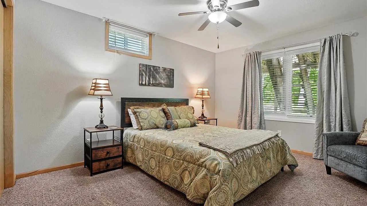 Photo of Bedroom in University Heights