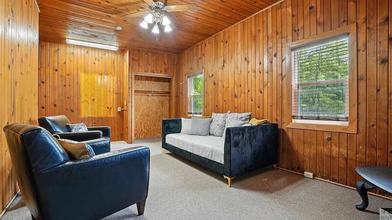 Photo of Livingroom in University Heights
