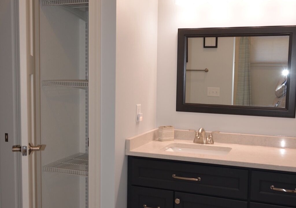 Photo of Bathroom in Lakeside