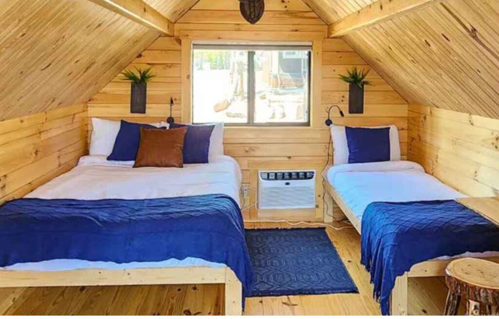 Photo of Bedroom in Island Park