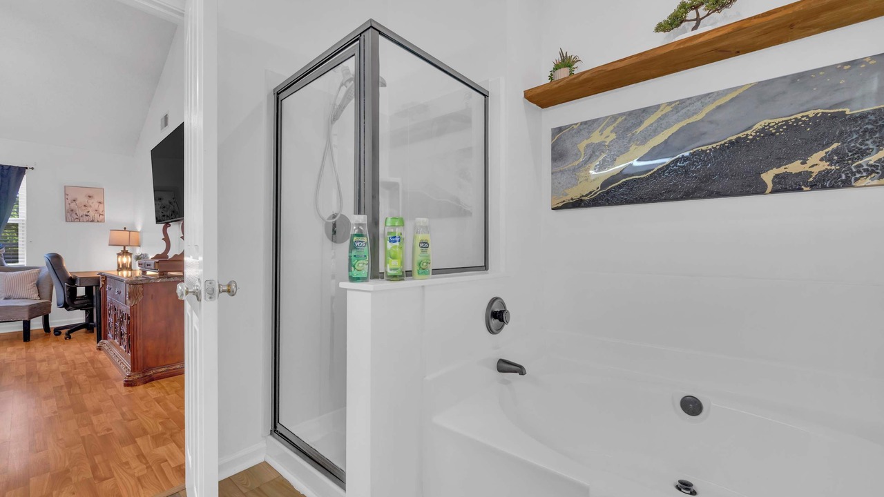 Photo of Bathroom in Prosperity Church Road