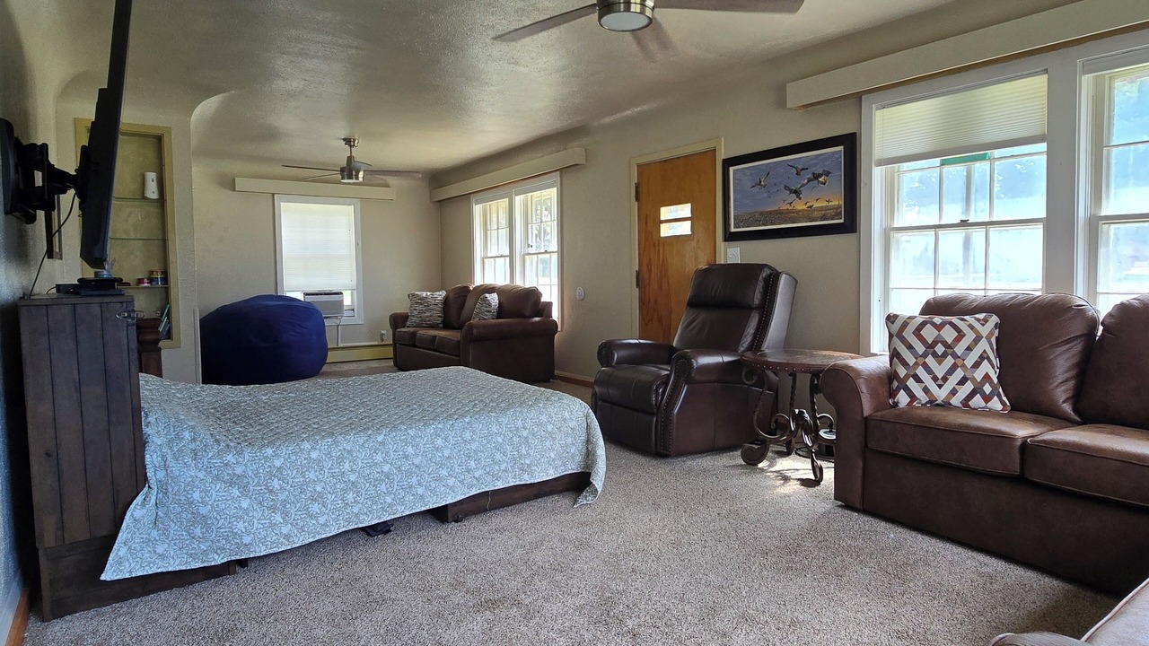 Photo of Bedroom in Cowley