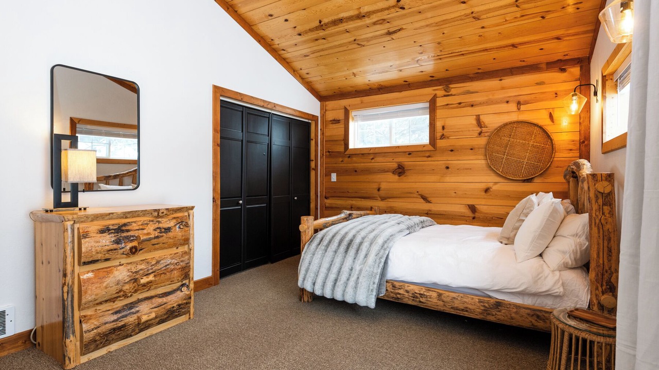 Photo of Bedroom in Lowman