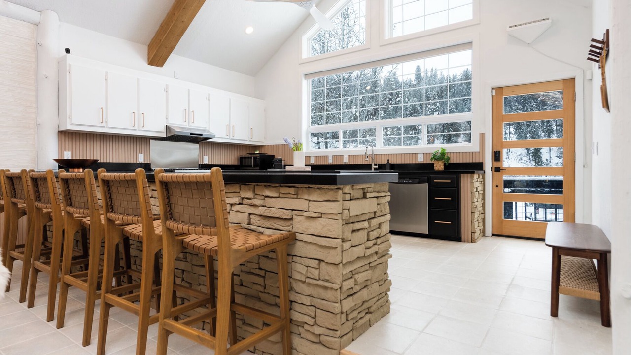 Photo of Kitchen in Lowman