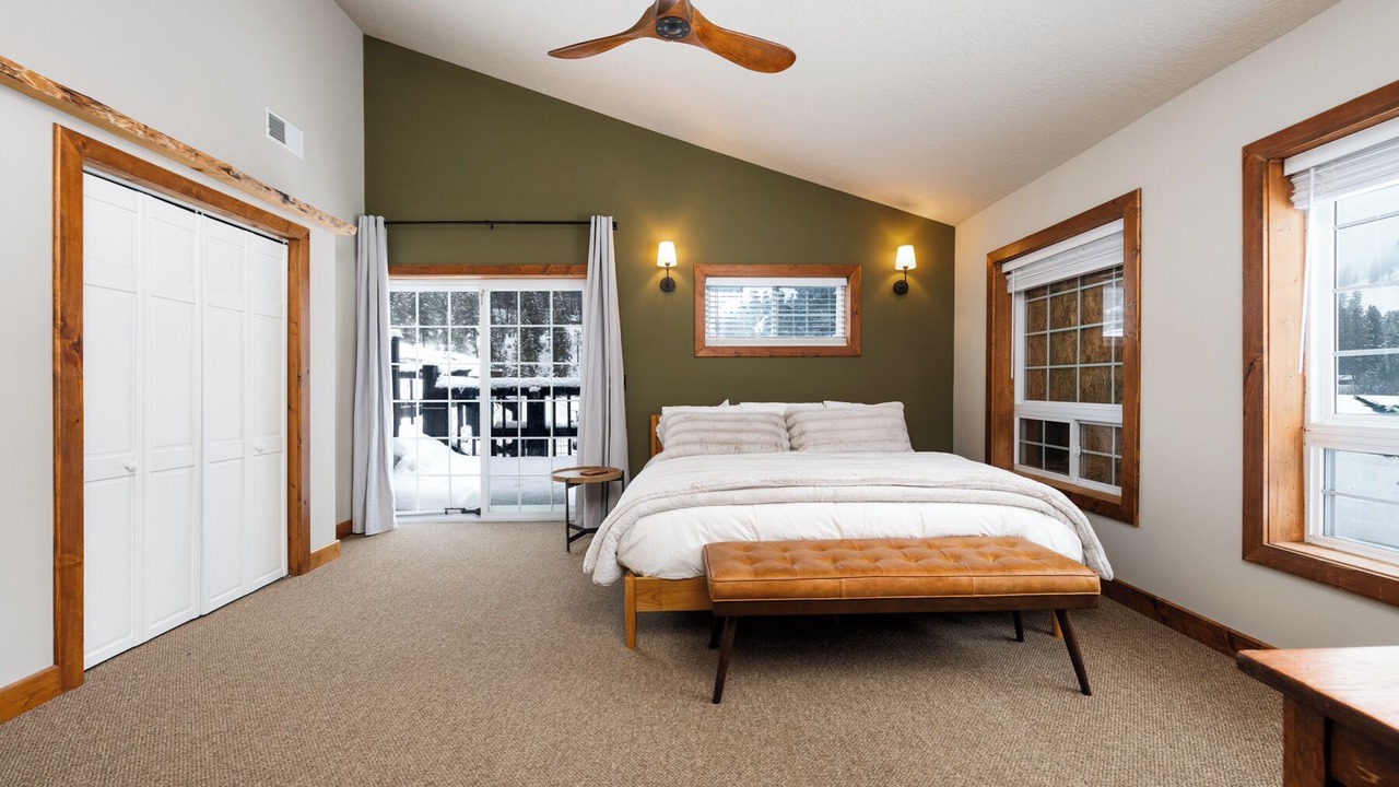 Photo of Bedroom in Lowman