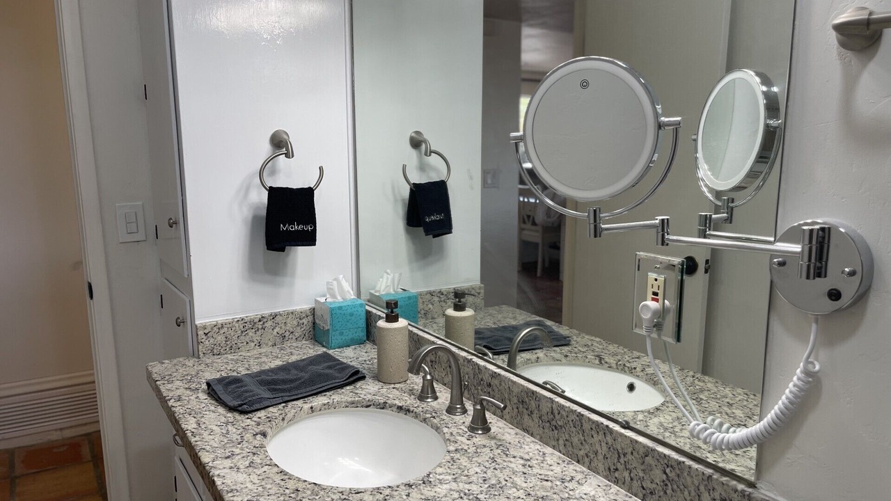 Photo of Bathroom in Coronado Foothills Estates
