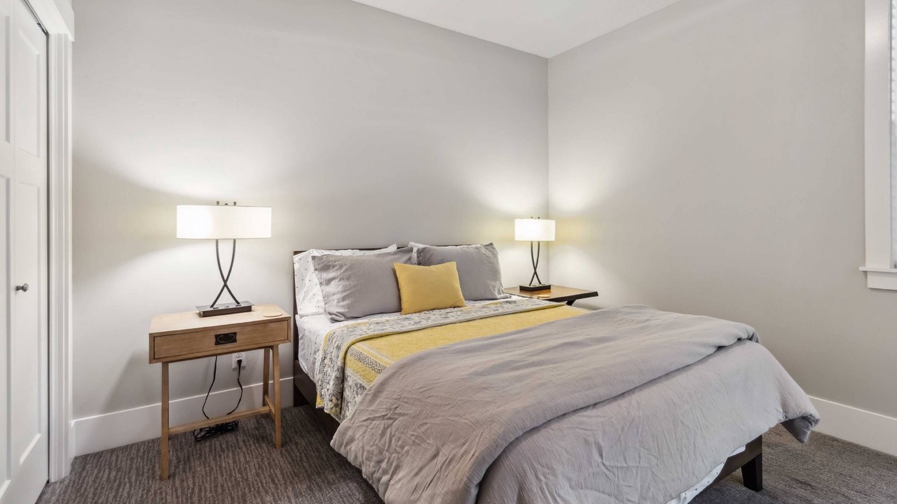 Photo of Bedroom in Eagle