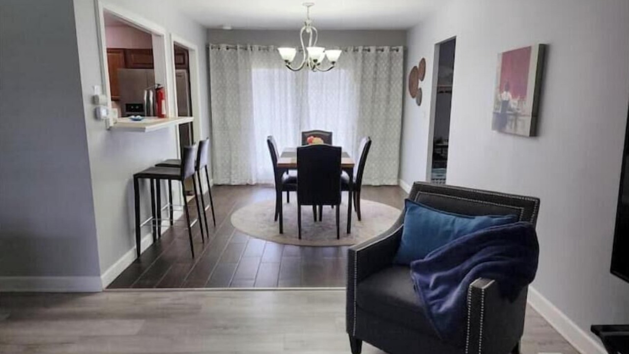 Photo of Livingroom in West Lafayette